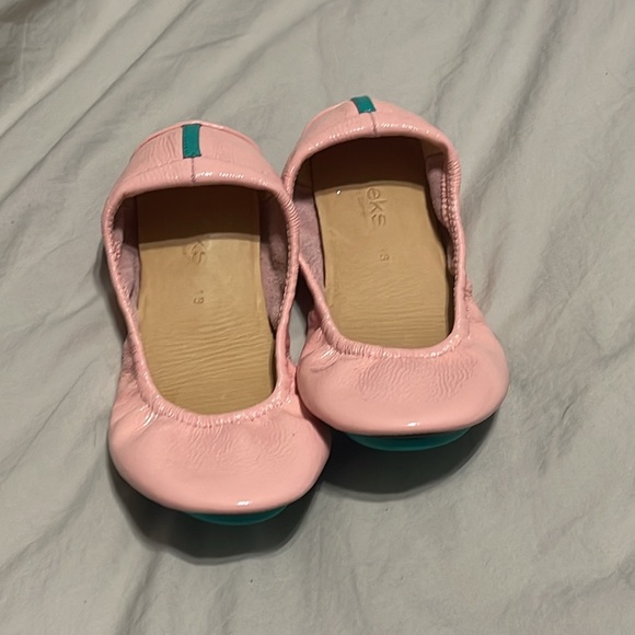 Tieks girls flats NWOT - Picture 4 of 4